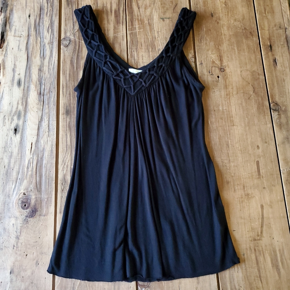 Matty M Black Flowy Top V neck Size Medium